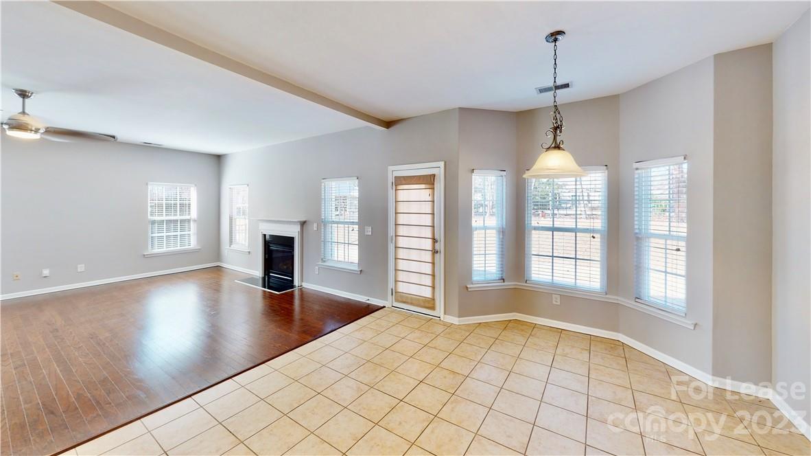 Stowe Pointe - Residential Lease