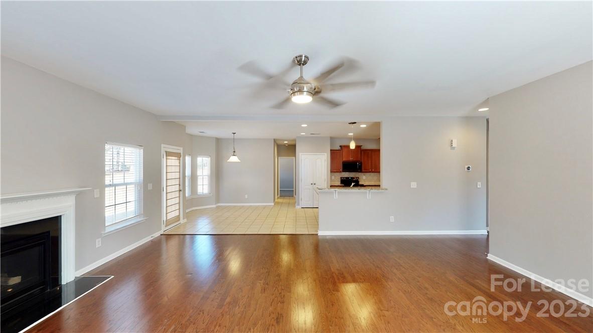 Stowe Pointe - Residential Lease