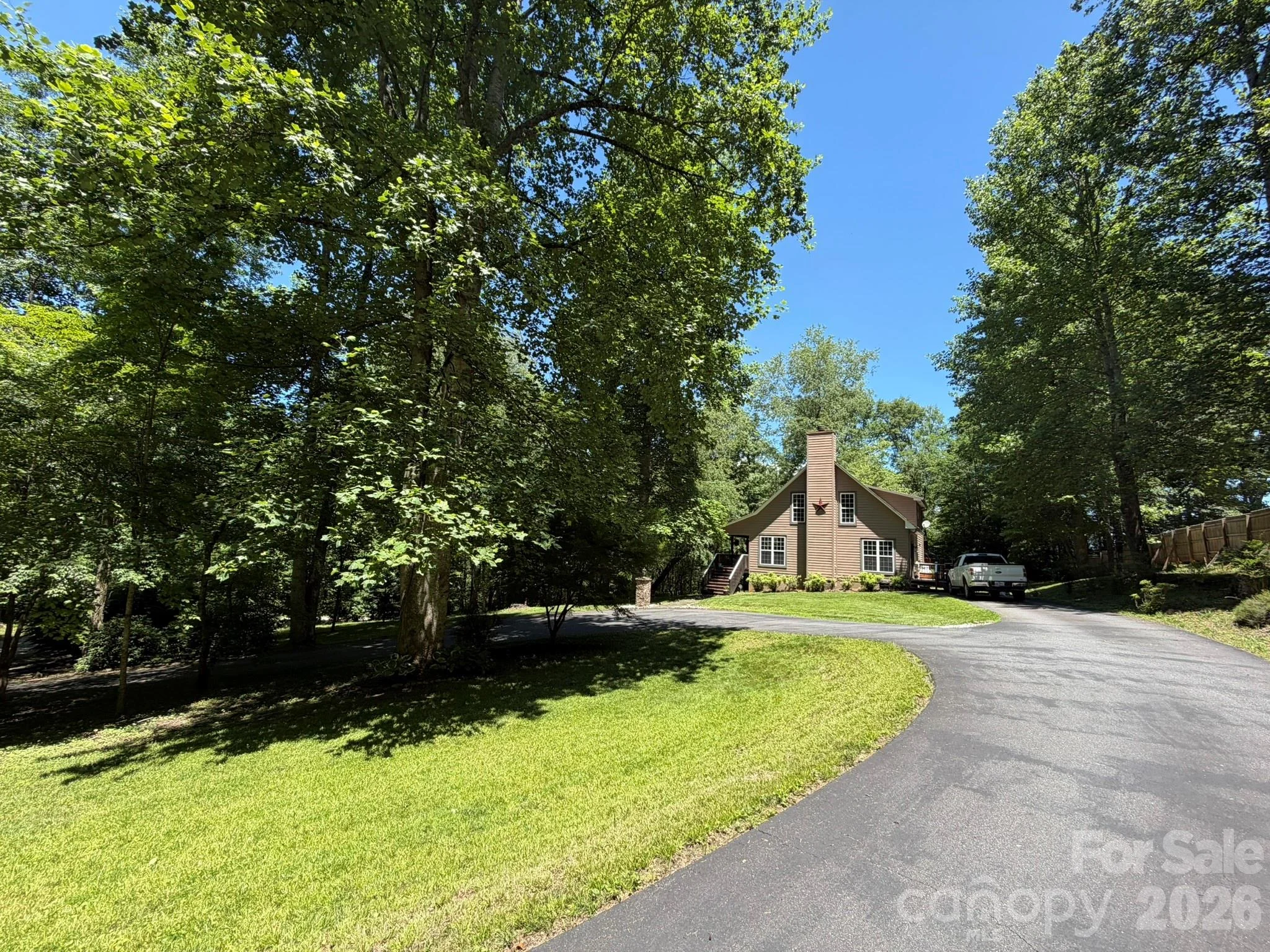 315 Honey Locust Lane, Whittier, NC, 28789