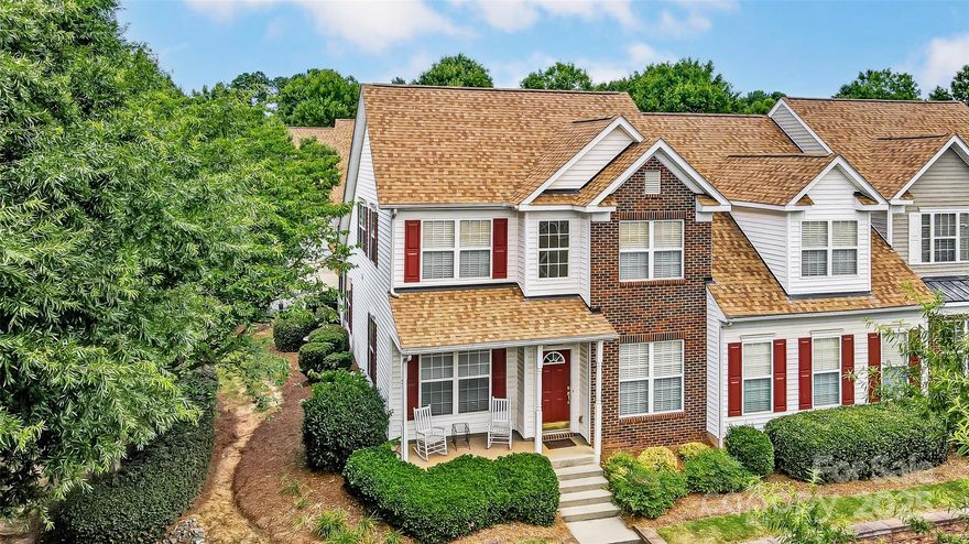 Fantastic 4BR/2.5BTH end unit home in Covington at Providence! Original owner has meticulously maintained this home. Fresh new paint- City Loft by Sherwin Williams. Awesome floor plan w/ owner's suite on main. Owner's bath remodel- raised vanities, oversized "low entry" walk in shower. Formal living & dining rooms. Spacious great room w/ corner fireplace. Kitchen features 42" cabinets, Corian tops & "black matte stainless" dishwasher, stove & microwave that was replaced in Feb 2021. Breakfast rm. Upstairs- 3 more nice sized bedrooms. One is huge and has a nice sitting area. Huge loft. Wood floors & solid wood stair treads Feb 2015. HVAC system replaced in 2019. Nice screened in porch complete this listing. Covington At Providence is in the heart of South Charlotte close to Waverly, Blakeney & Ballantyne. Great schools!