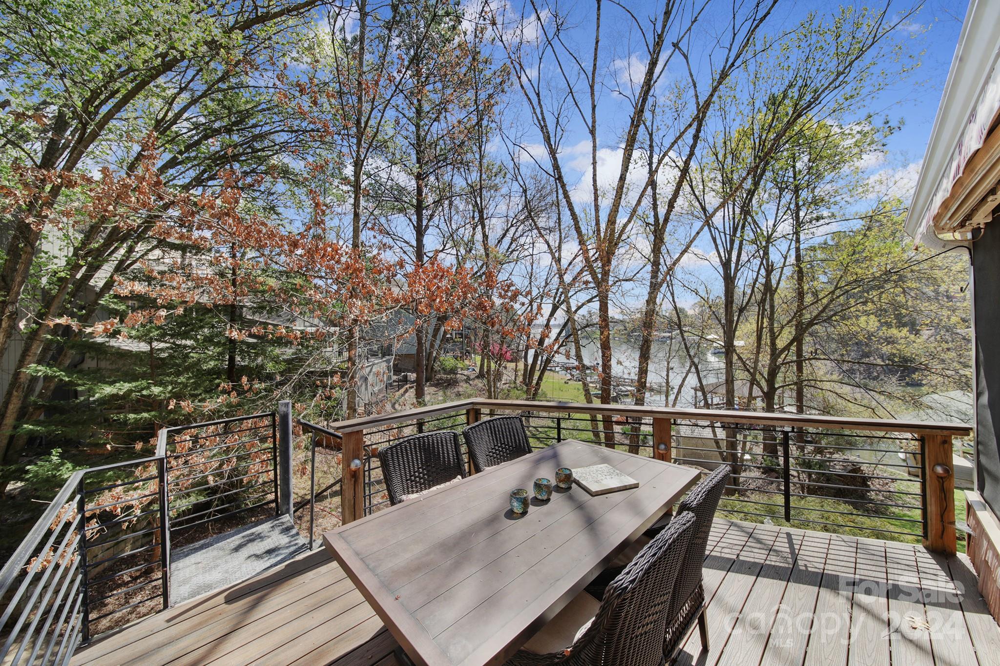 Tega Cay - Residential