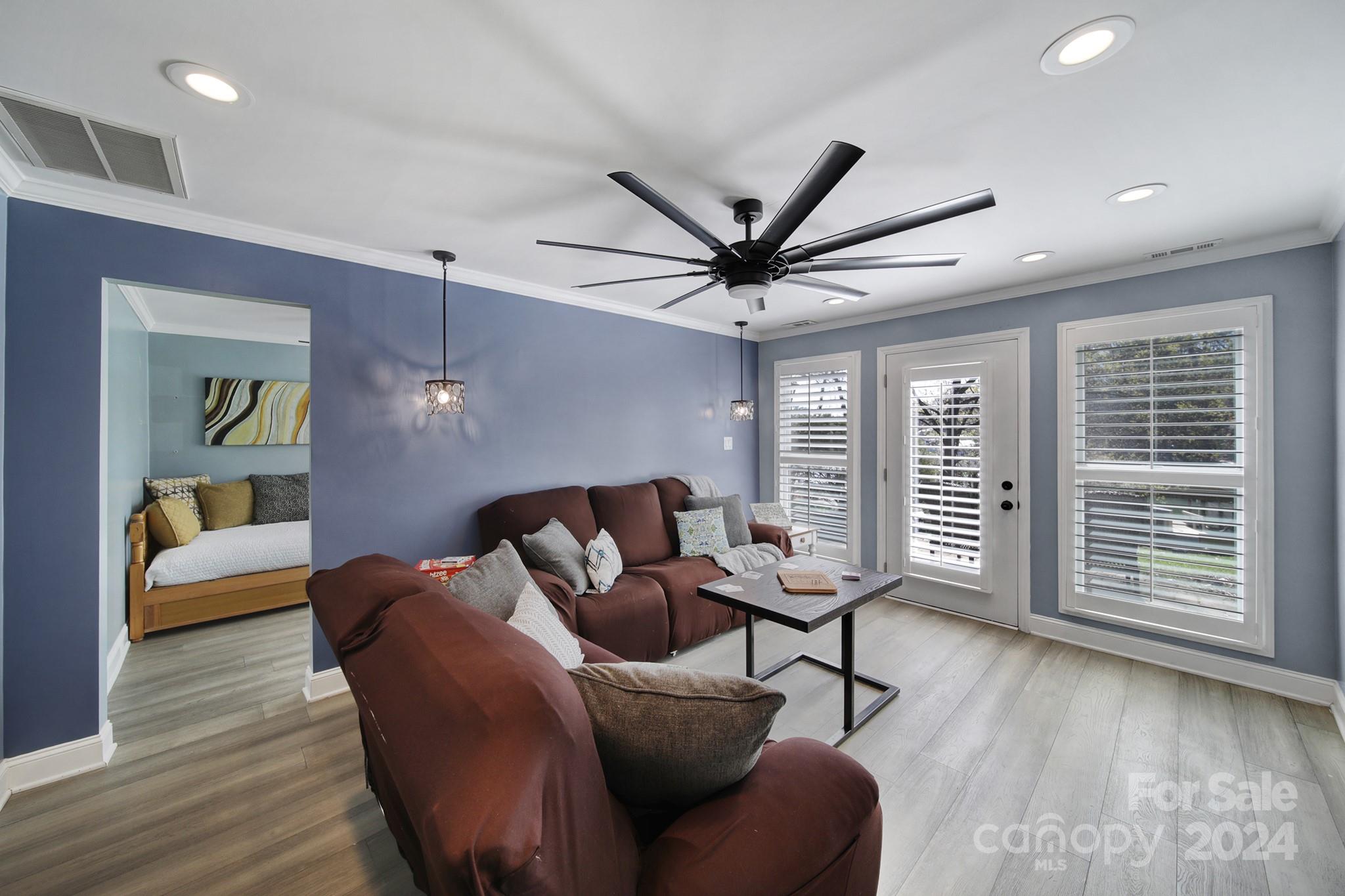 Tega Cay - Residential