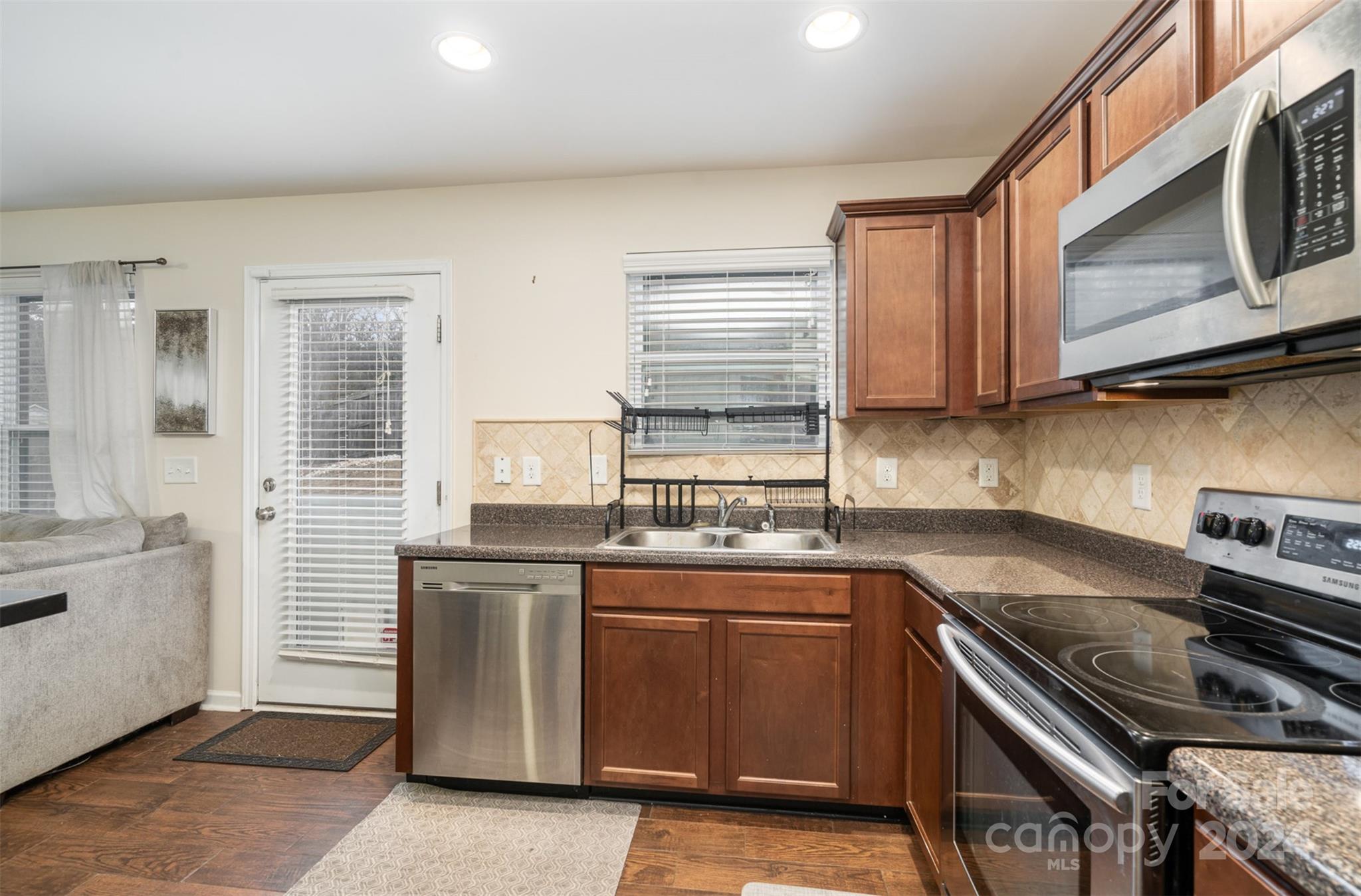 Alexander Heights - Residential