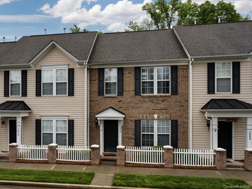 WoW! Stunning town-home in Manchester Village. Freshly painted just for YOU! This spacious town home has a sunroom with tons of natural lighting, 2 true master bedrooms, and more! Located less than a mile off Interstate 77 and walking distance to some of your favorite stores!