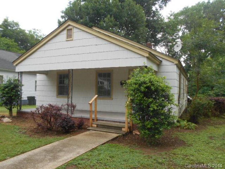 Cute! 2 Bedroom 1 bath bungalow situated in the heart of Rock Hill! Original hardwood floors, fresh paint; new vinyl in the bathroom and kitchen; new range! Purchase this Fannie Mae property with as little as 5% down! This property is approved for HomePath Renovation and HomePath Mortgage Financing