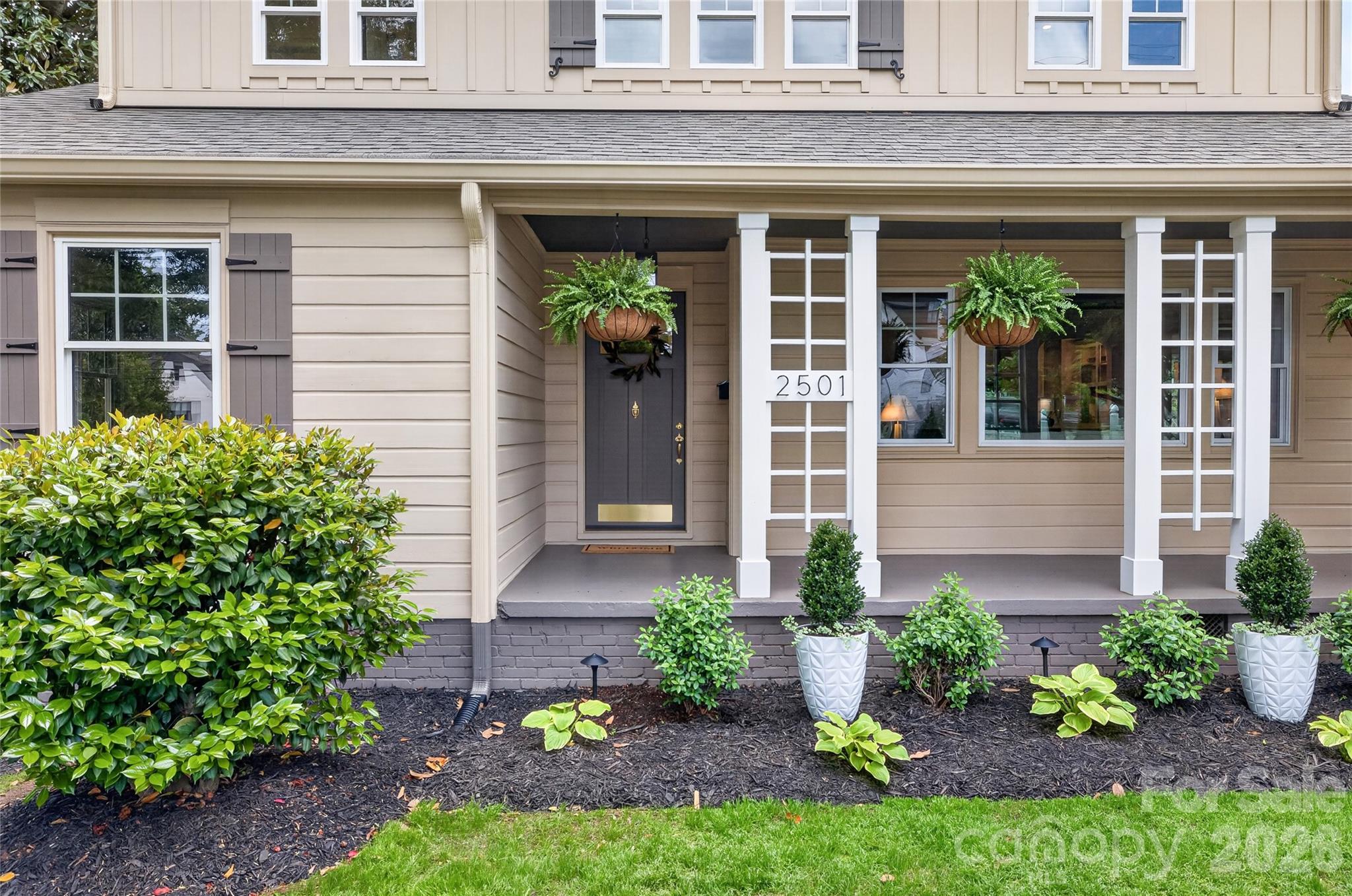 2501 Runnymede Lane