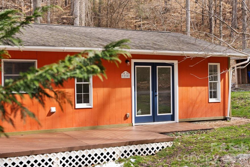 Just 15 minutes from downtown Asheville and everything this vibrant city offers-award-winning restaurants, eclectic art galleries, live music, and unique local shops- this peaceful retreat offers the best of both worlds. Located only 7 minutes from charming downtown Weaverville, you’ll enjoy quick access to everyday conveniences while still feeling completely tucked away.
Surrounded by mature trees and the gentle sounds of a nearby stream, this two-bedroom, two-full-bath home feels serene and private...your own hidden escape in the mountains. Natural light pours through the windows, creating a bright, airy atmosphere that complements the home’s calm, peaceful setting.
Whether you're sipping coffee while listening to the water flow, hosting weekend guests, or simply unwinding after a day in town, this property offers a lifestyle that feels grounded and restorative.
A rare opportunity to own a property that blends convenience, privacy, and possibility; all in one beautiful setting.
Live here, rent it, hold it… that’s flexibility.