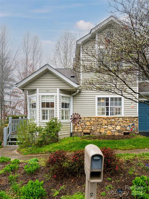 361 Laurel Park Place Hendersonville NC 28791