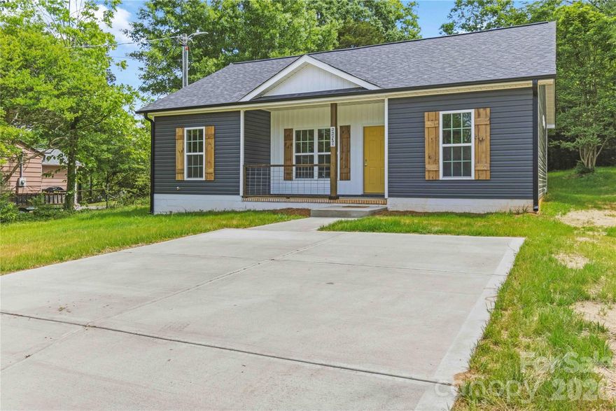 Welcome to 113-B Brookwood Street in Chester, SC! This brand-new construction home offers the perfect blend of comfort, style, and value.
Featuring 3 bedrooms and 2 full bathrooms, this thoughtfully designed home includes 1,199 heated square feet of bright, open living space.
Enjoy durable LVP flooring, beautiful quartz countertops, and stainless steel appliances in a modern kitchen with a convenient movable island.
The split bedroom plan provides added privacy, while the dedicated laundry room enhances everyday functionality. Relax on the covered front porch or rear stoop overlooking the .20 acre lot. With modern finishes, clean lines, and a move-in-ready design, this home is both inviting and practical. An incredible opportunity for buyers seeking quality new construction at an affordable price in a growing area.