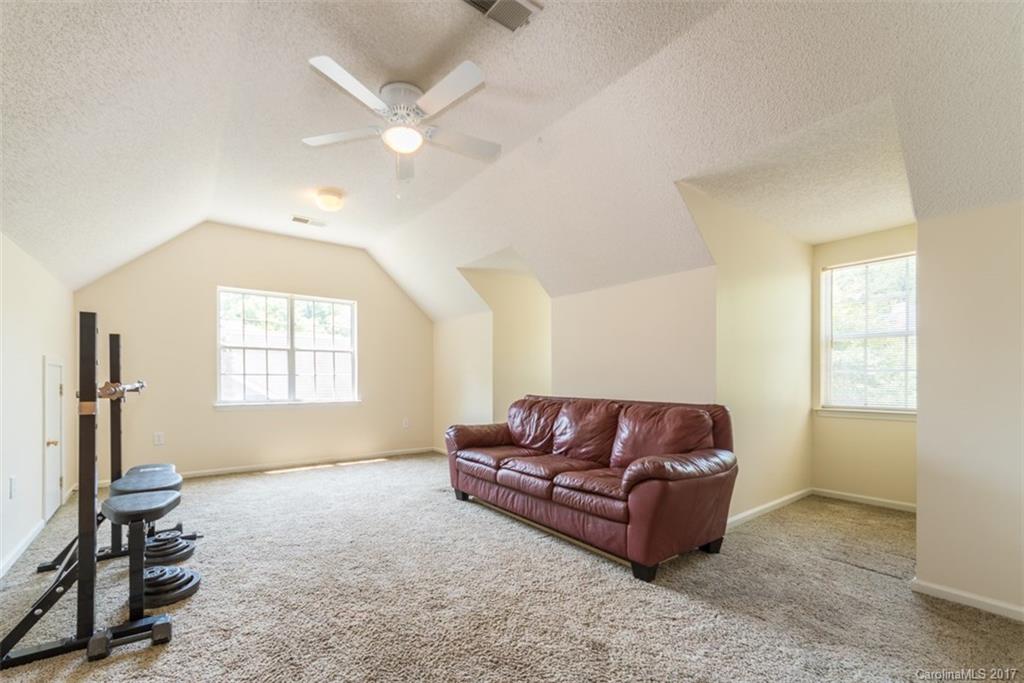 The Villages of Leacroft - Residential