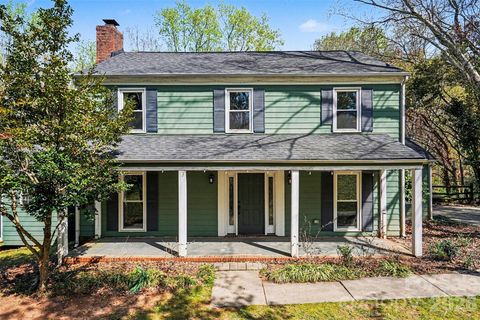 630 Silversmith Drive Charlotte NC 28270