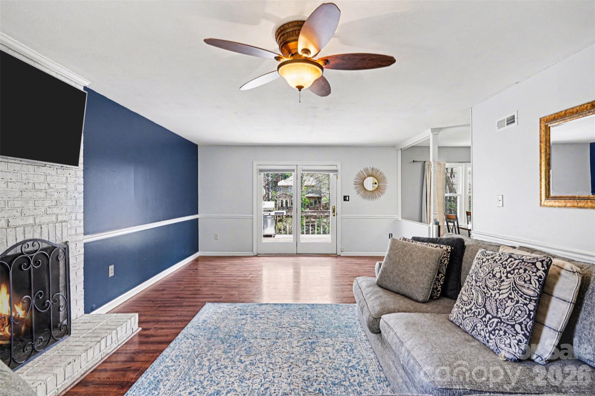 Settlers Landing - Residential