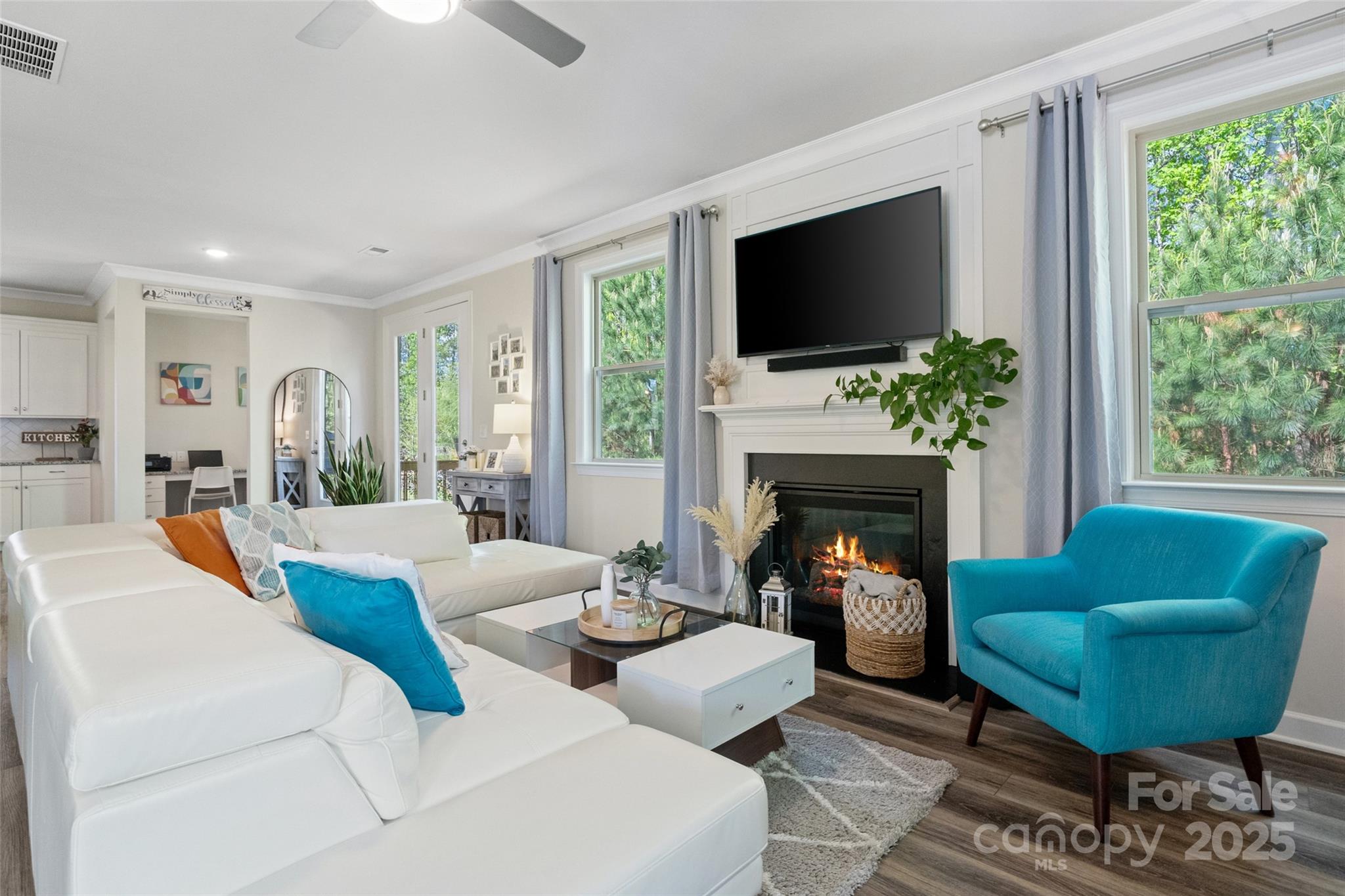 Lake Crest - Residential