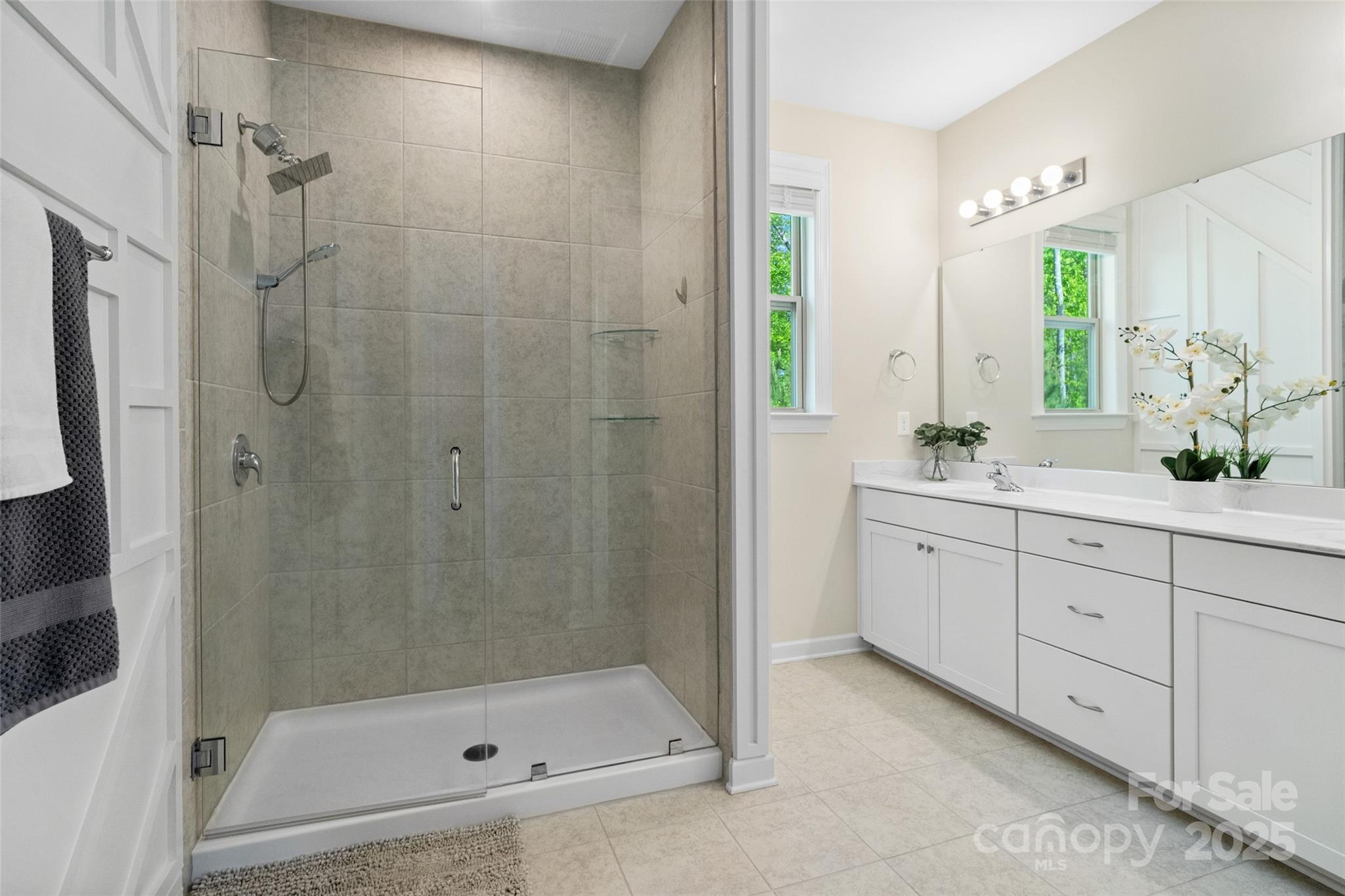 Lake Crest - Residential