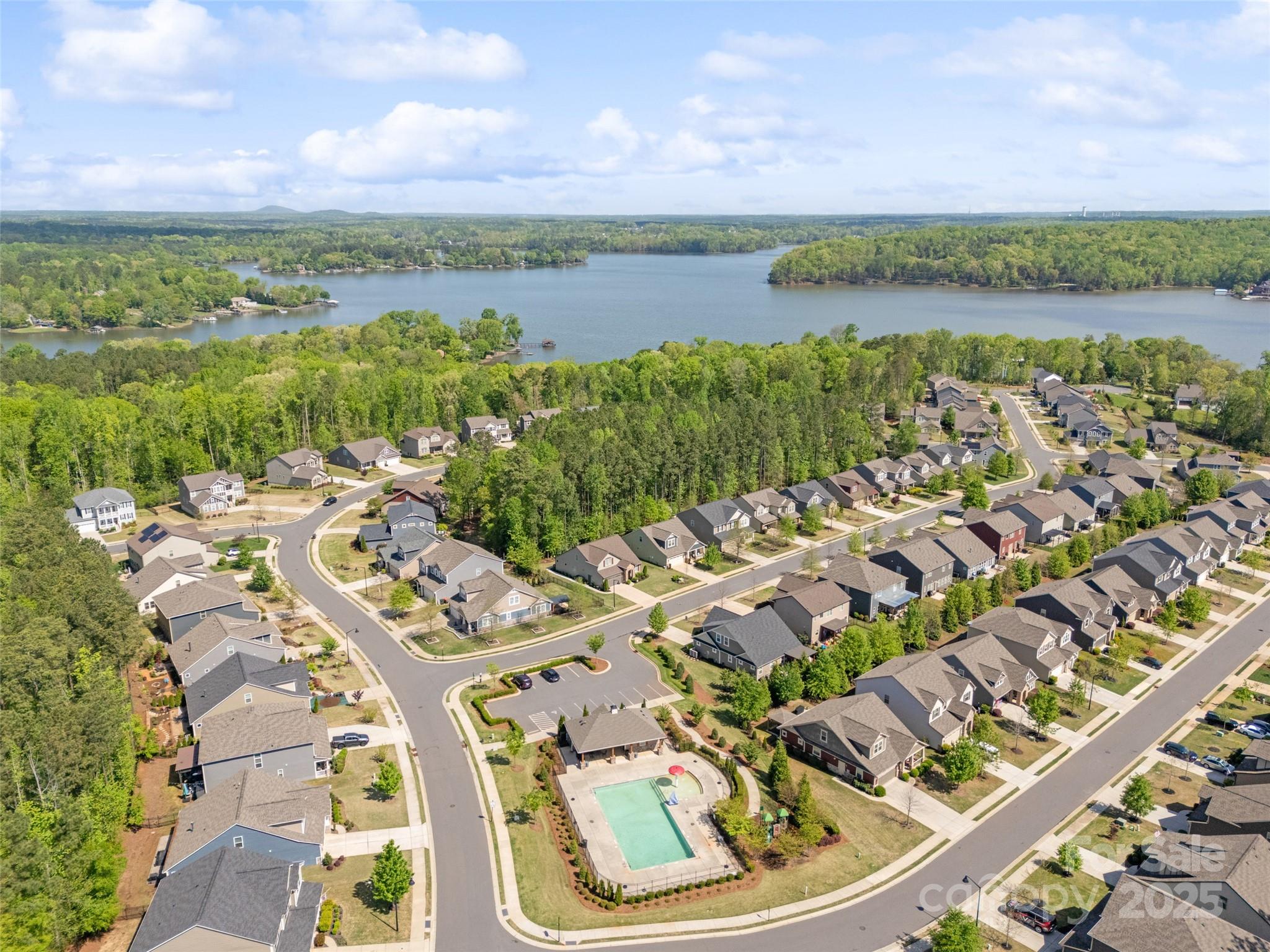 Lake Crest - Residential