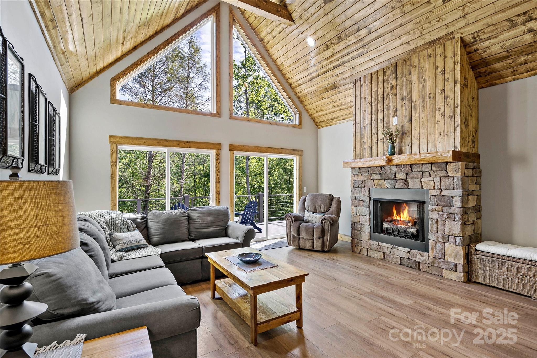 23 Laurel Crest Lane