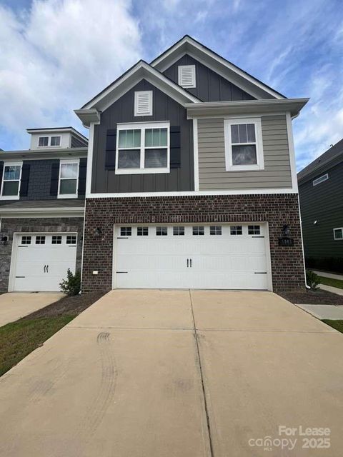 Photo of 6049 Rizer Drive, Charlotte, NC 28269 (MLS # 4311557)