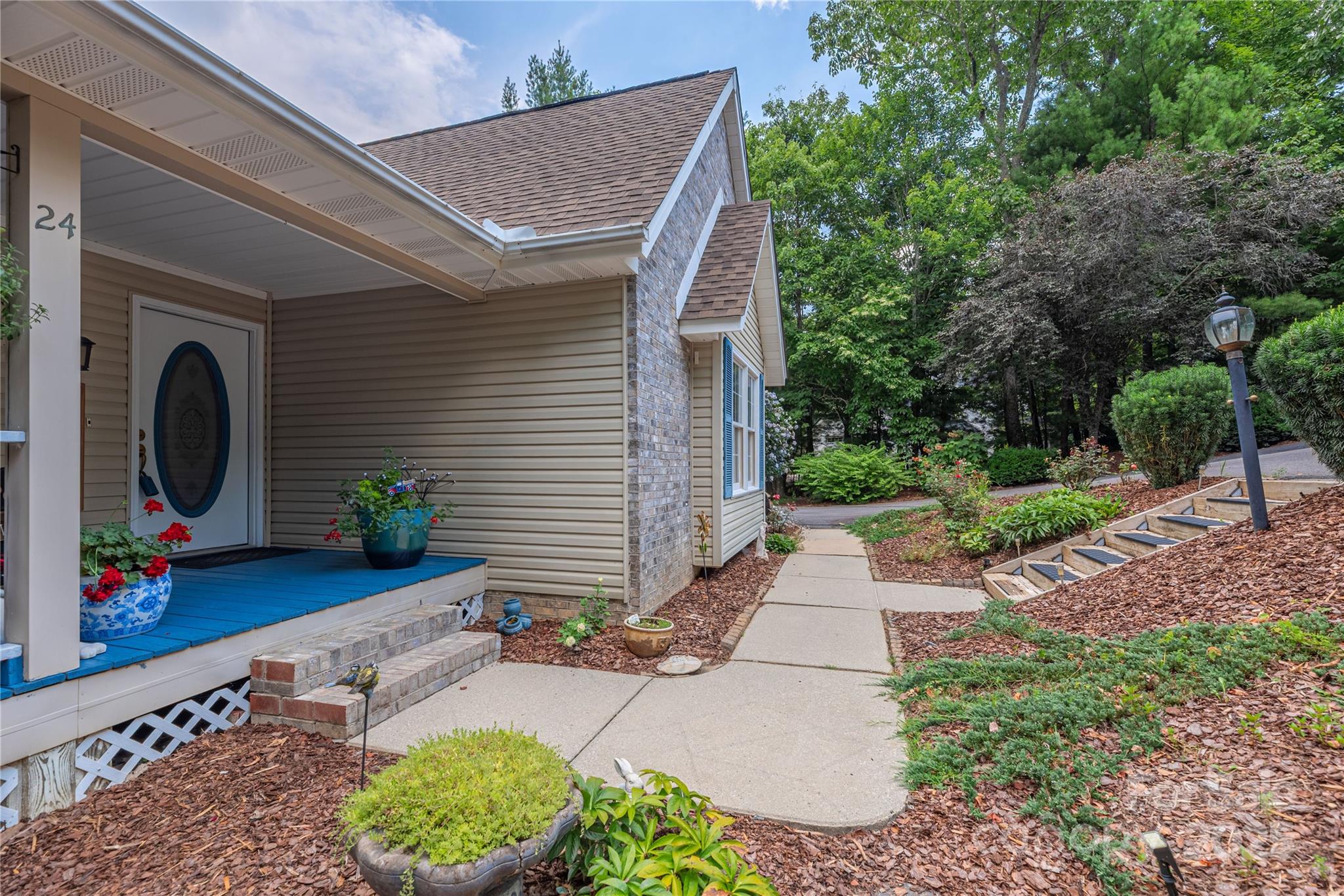 24 Moriah Lane