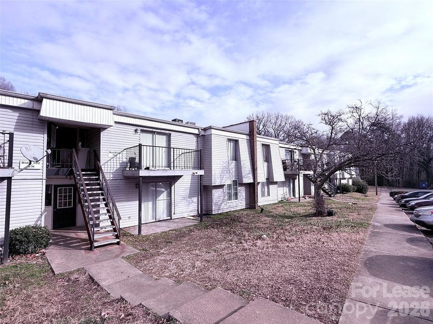 Welcome home to this beautifully maintained 2-bedroom condo offering a spacious open-concept floor plan and comfortable, low-maintenance living just minutes from Uptown Charlotte. This inviting home provides the perfect balance of urban convenience and suburban tranquility, making it an ideal choice for professionals, small families, or anyone seeking a well-located and affordable lifestyle. The bright and functional layout creates an easy flow between the living, dining, and kitchen areas, making everyday living and entertaining effortless. Conveniently located with quick access to I-77 and I-85, this home places you just minutes from Uptown Charlotte, CLT Airport, parks, farmers’ markets, shopping, dining, and entertainment. Enjoy the comfort of a peaceful residential setting while staying connected to everything the city has to offer. Offering affordable, low-maintenance living in a prime location, this hidden gem blends the best of city access with neighborhood charm. Opportunities like this don’t last long—schedule your showing today and make this exceptional condo your next home.