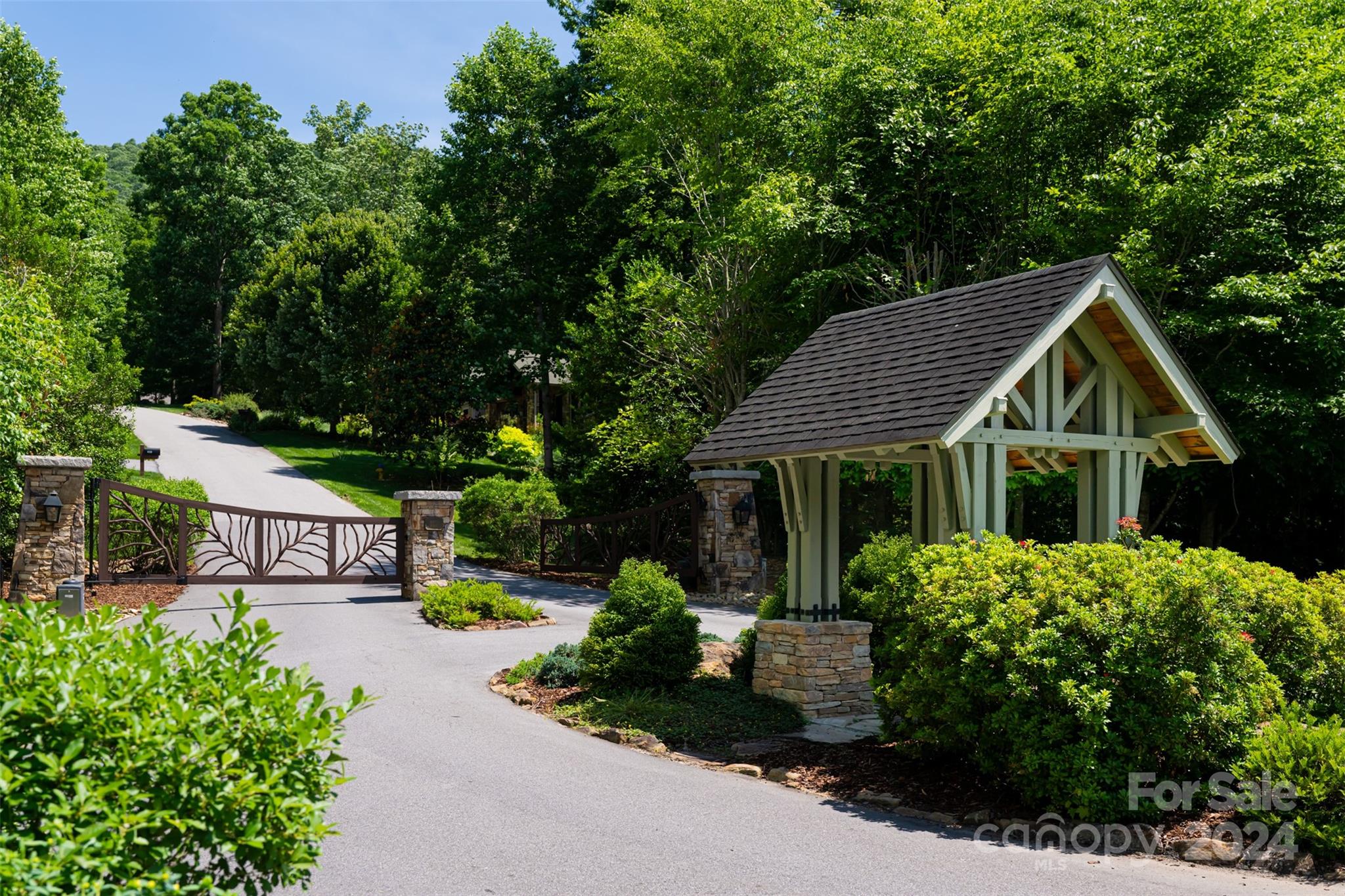 Biltmore Lake - Residential