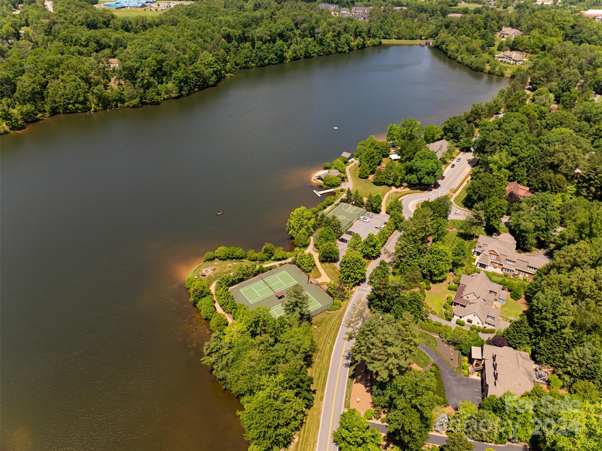 Biltmore Lake - Residential