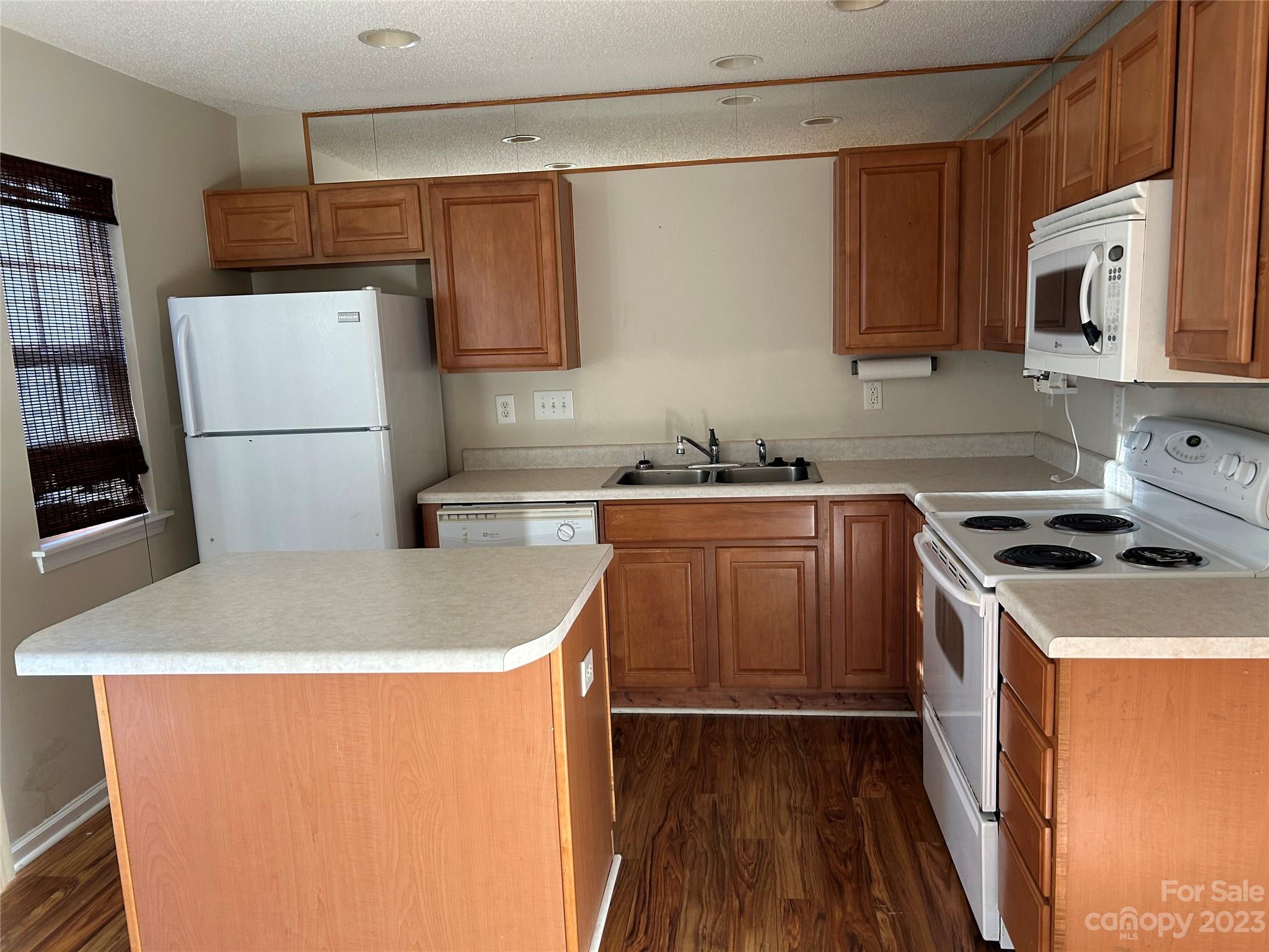 Rozzelles Landing - Residential