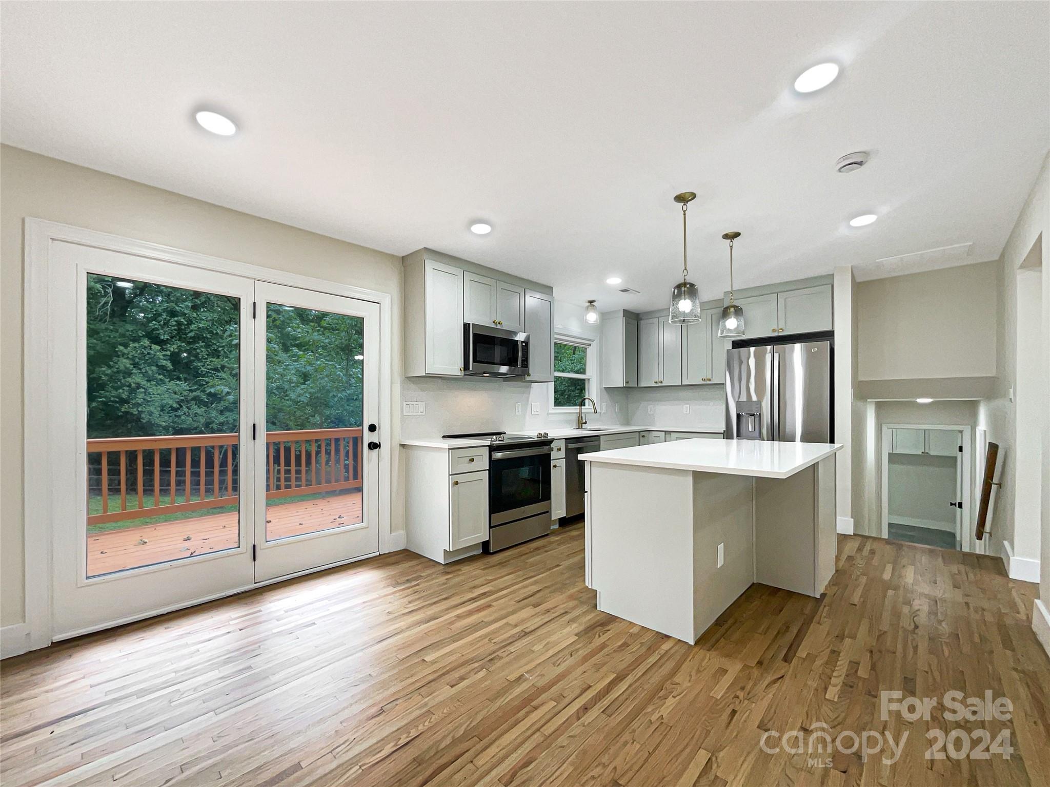 Pine Forest - Residential