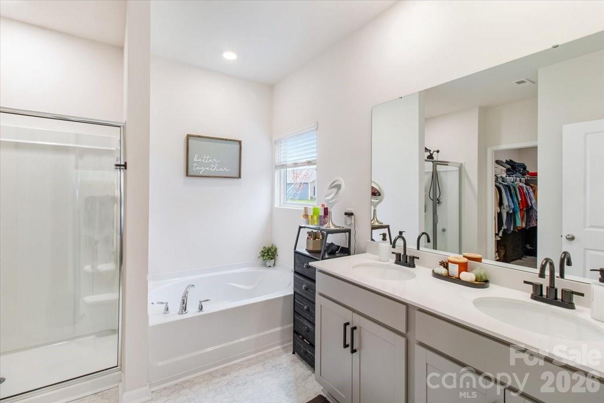 Hickory Ridge - Residential