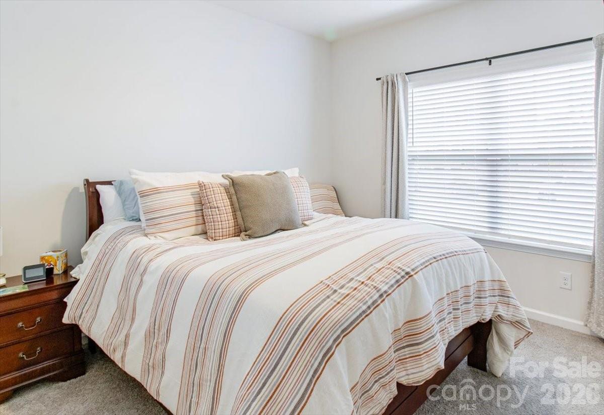 Hickory Ridge - Residential