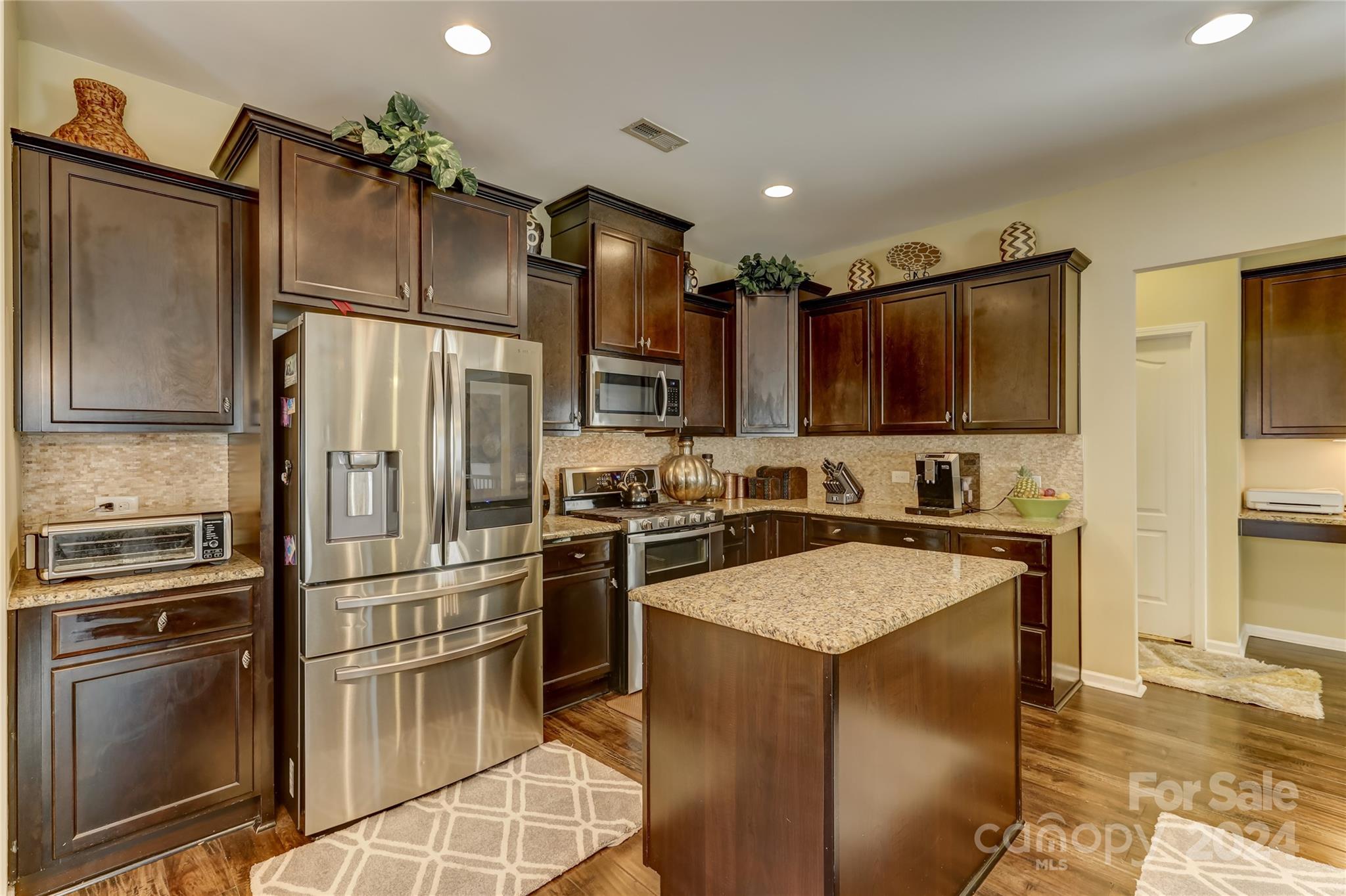 Creekshire Estates - Residential