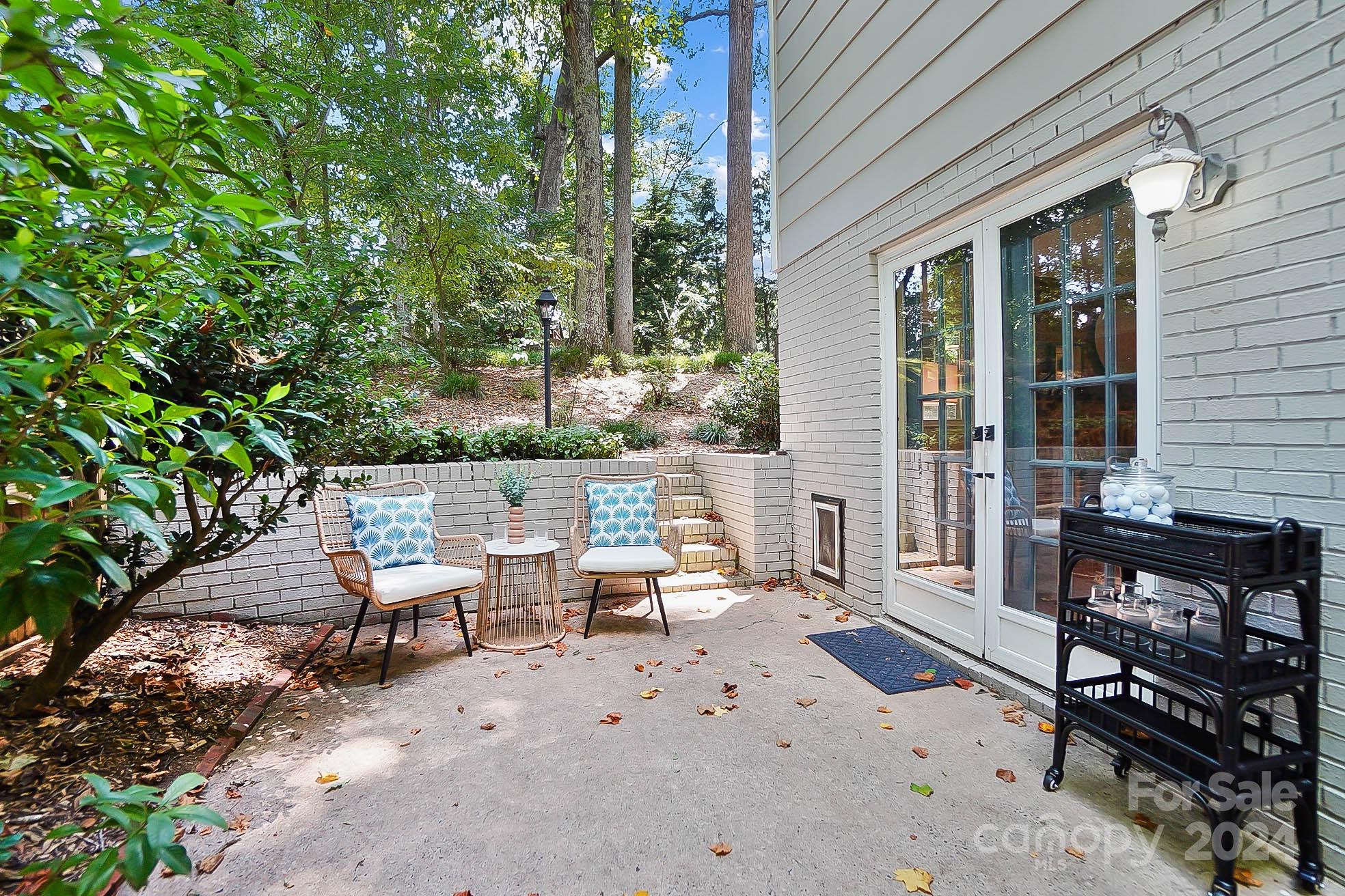 Beverly Woods - Residential