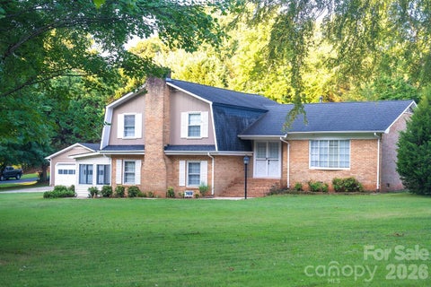 Photo of 3401 Tracelake Drive, Matthews, NC 28105 (MLS # 4417359)