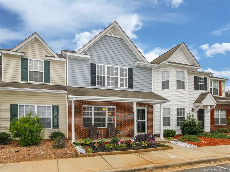 Very nice town home in gated community near I-77 for easy access to downtown Charlotte or Ballantyne.  Two ensuite bedroom son upper floor both with walk in closets. Close to shopping and restaurants.  Well maintained and recently painted.  Move in ready! 

Schools based on York County School Locator, but buyer should always check directly with York County.