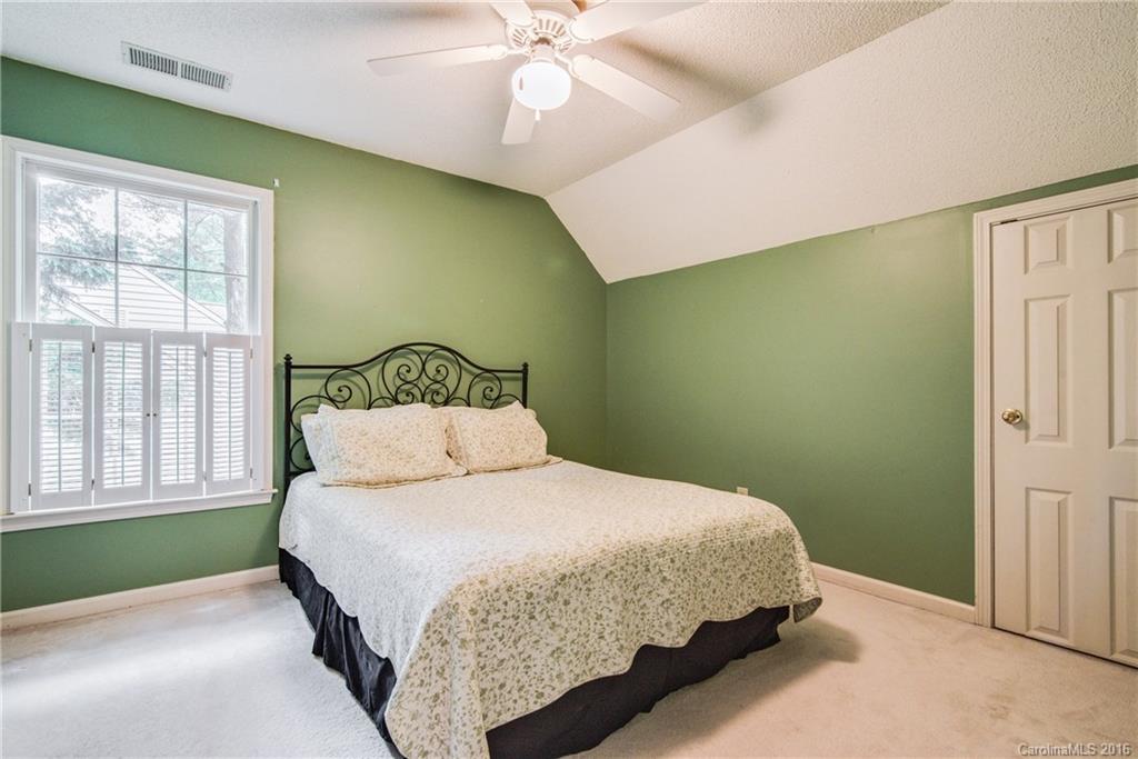 Cedarfield - Residential