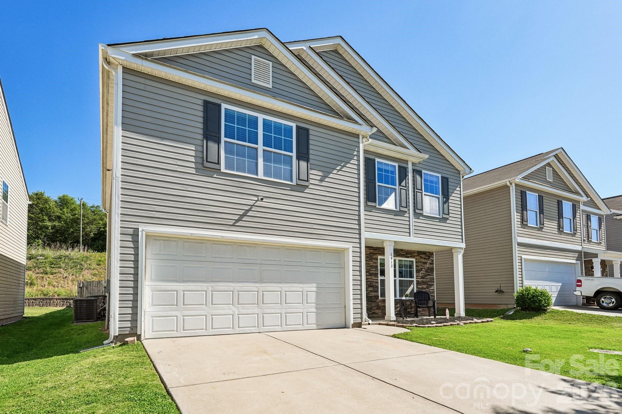 1912 Eastway Drive