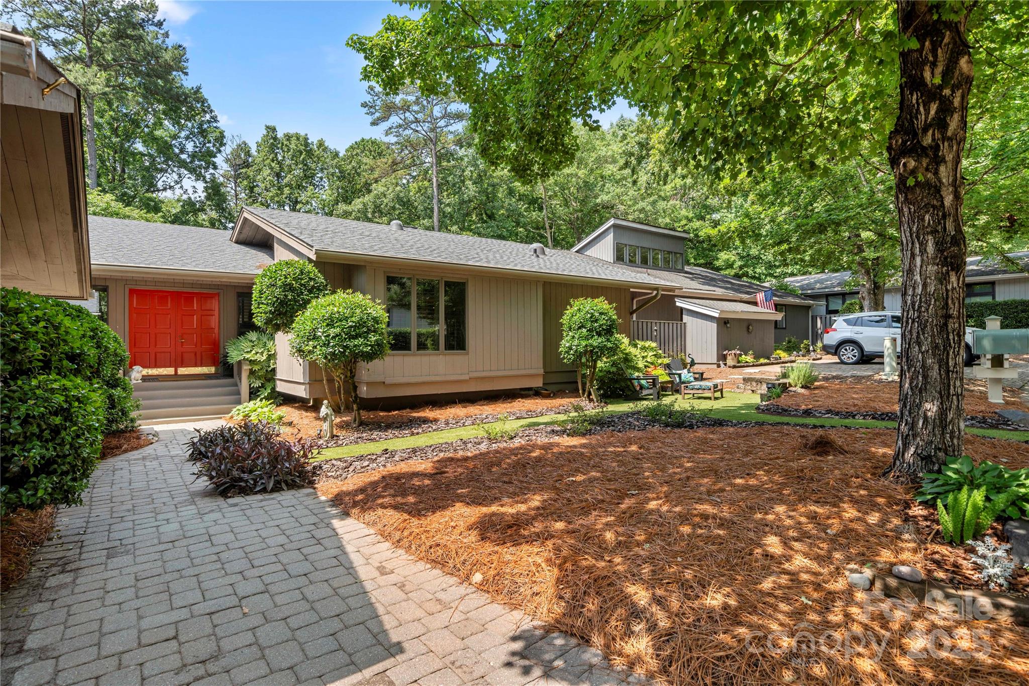 26 New River Trace