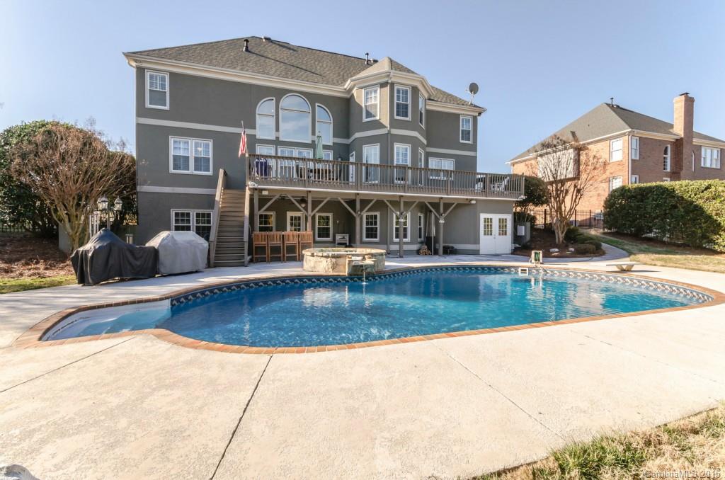 Beacon Knoll - Residential