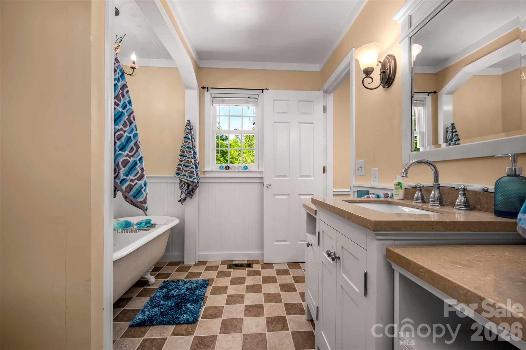 CF Gold - Residential