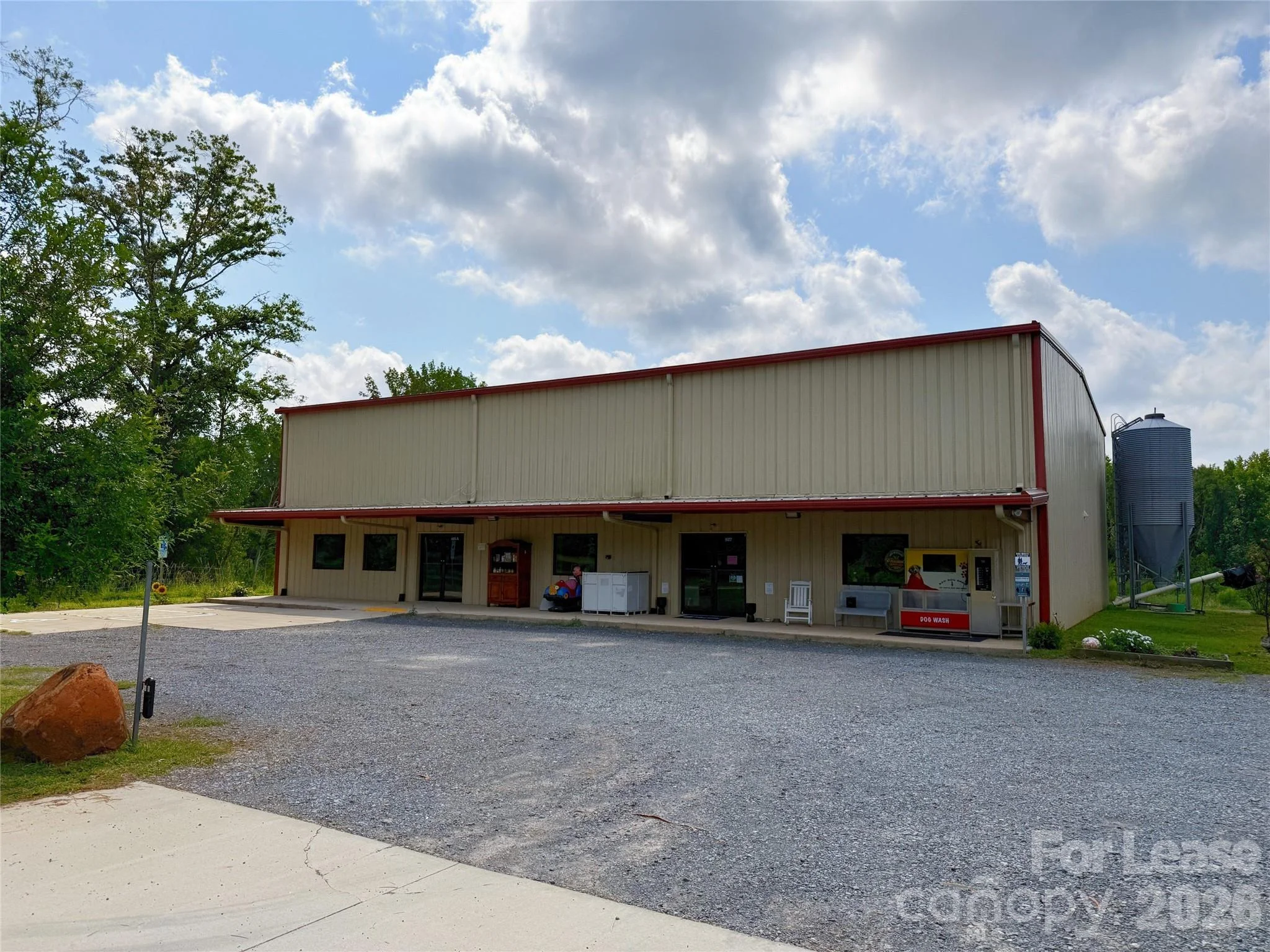 827 Elliott Road