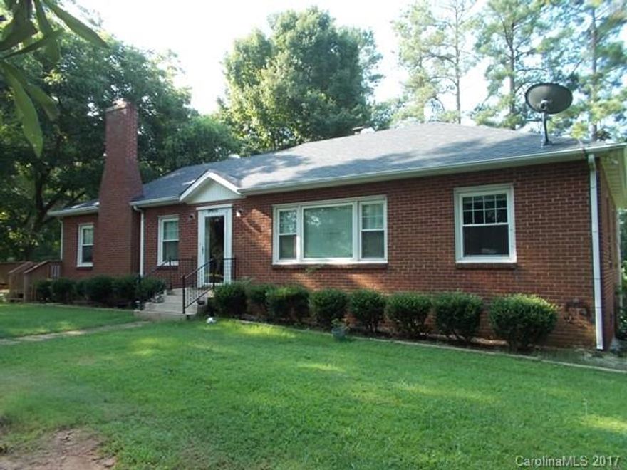 Brick RANCH in Downtown Cornelius on just under an acre lot! Living Room has fireplace, Sunroom with wooded views, hardwoods, Kitchen, Dining and 3 Bedrooms with 1 Full Bathroom. Large Rear Deck and circular driveway with ample parking. This home is located within walking distance to Downtown Cornelius and you can drive or bike to Davidson College & I-77 at Exit 28. No Smoking and Pets are conditional with a non-refundable pet fee. Tenant is responsible for all utilities and lawn maintenance.