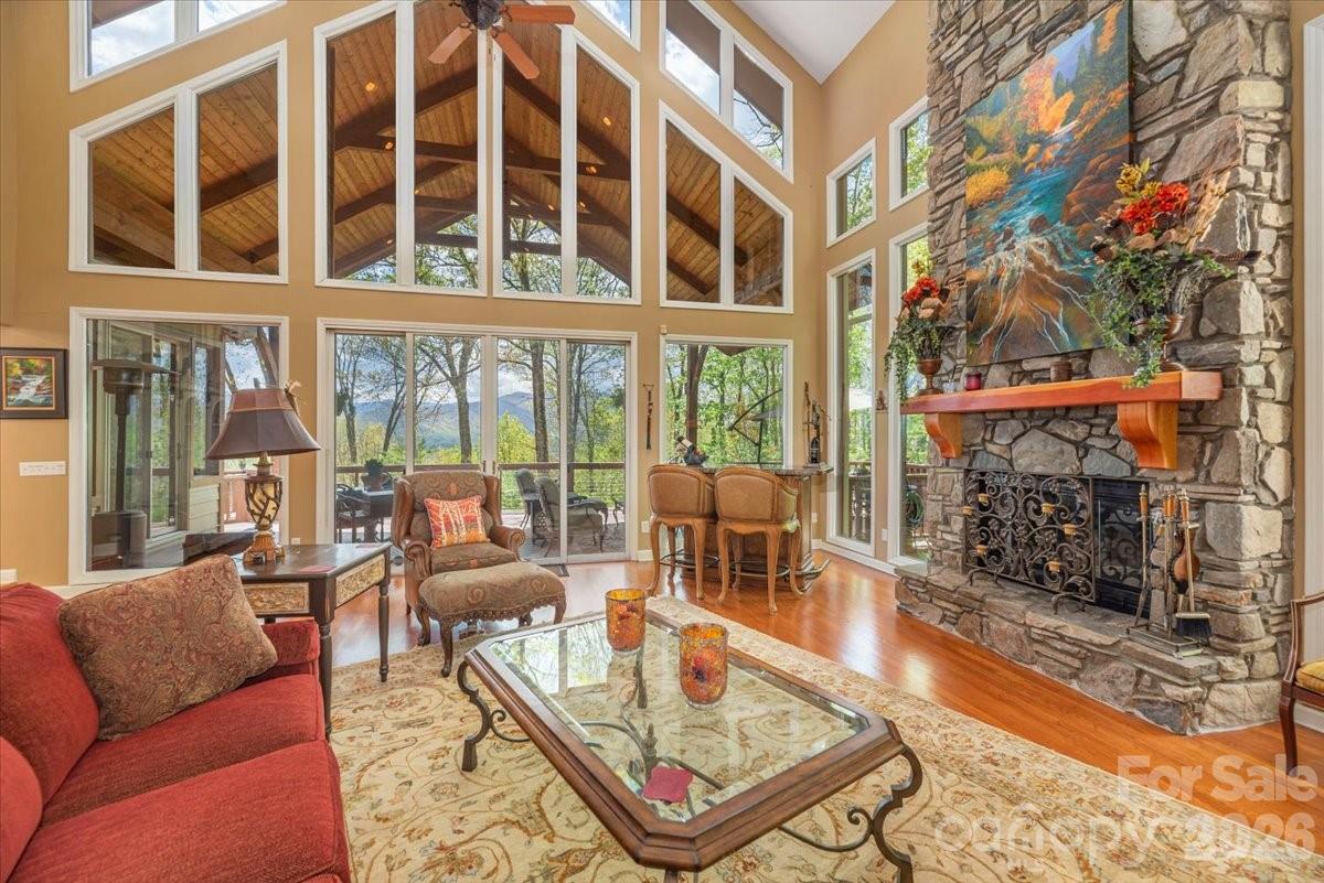 Laurel Ridge Country Club - Residential