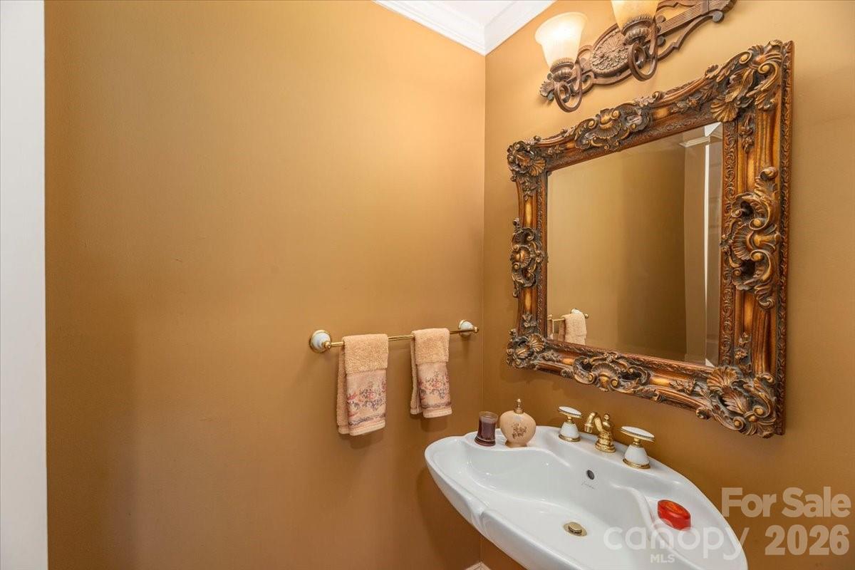 Laurel Ridge Country Club - Residential