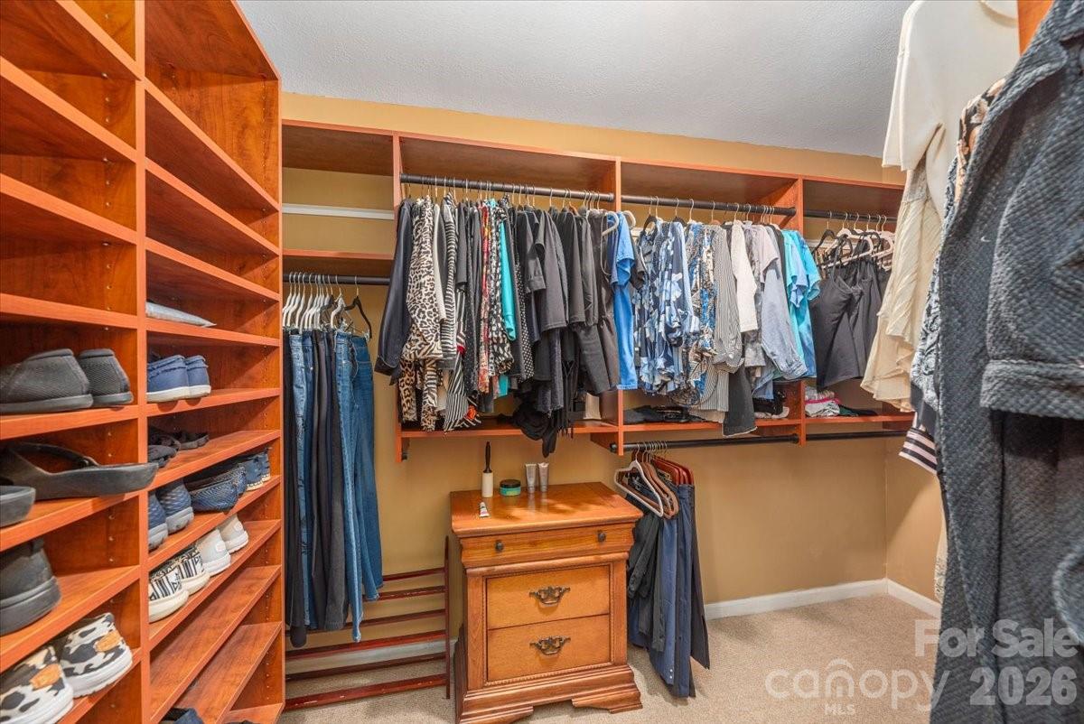 Laurel Ridge Country Club - Residential