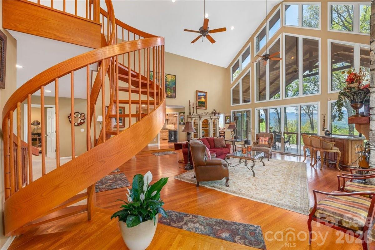 Laurel Ridge Country Club - Residential