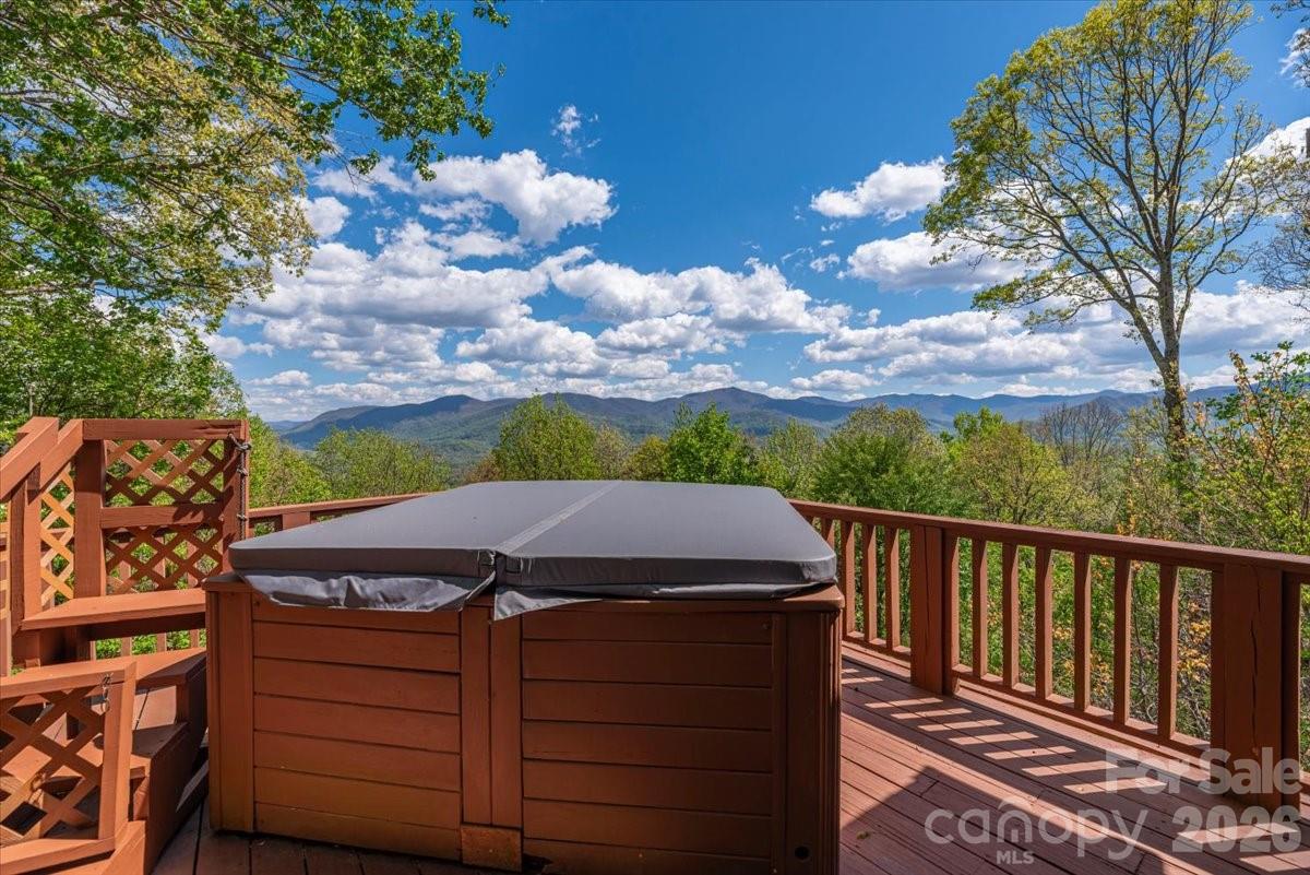 Laurel Ridge Country Club - Residential