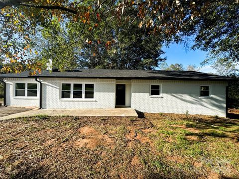 A home in Hickory