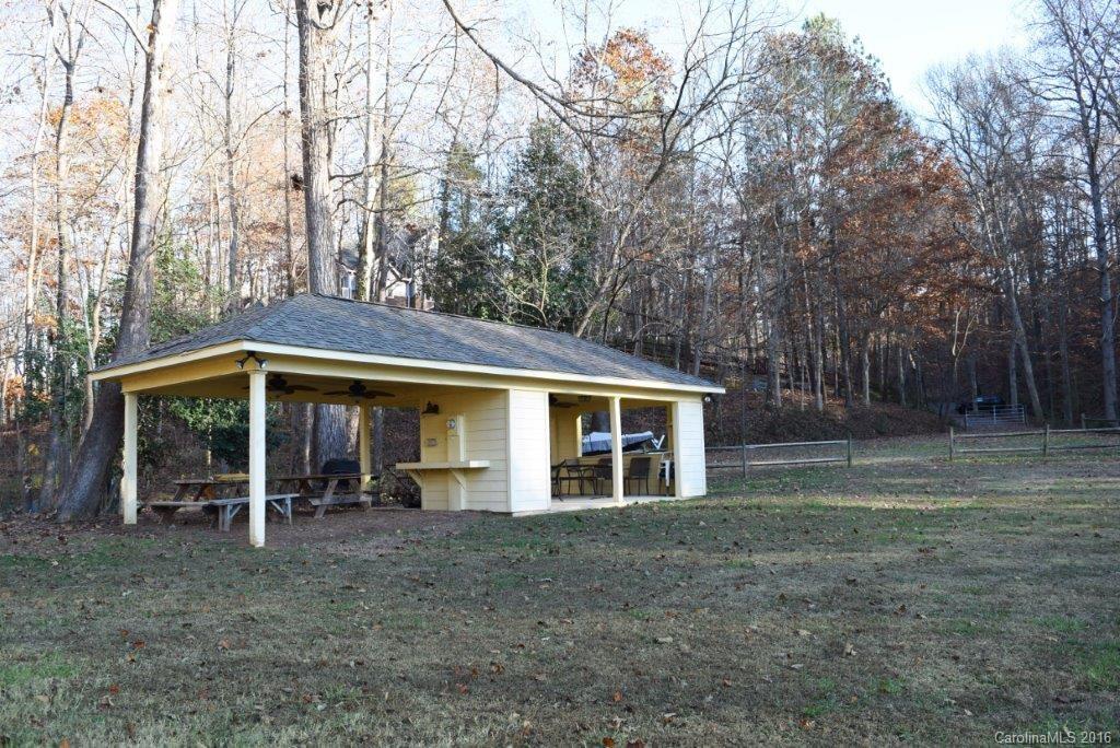 Pine Harbor Estates - Land