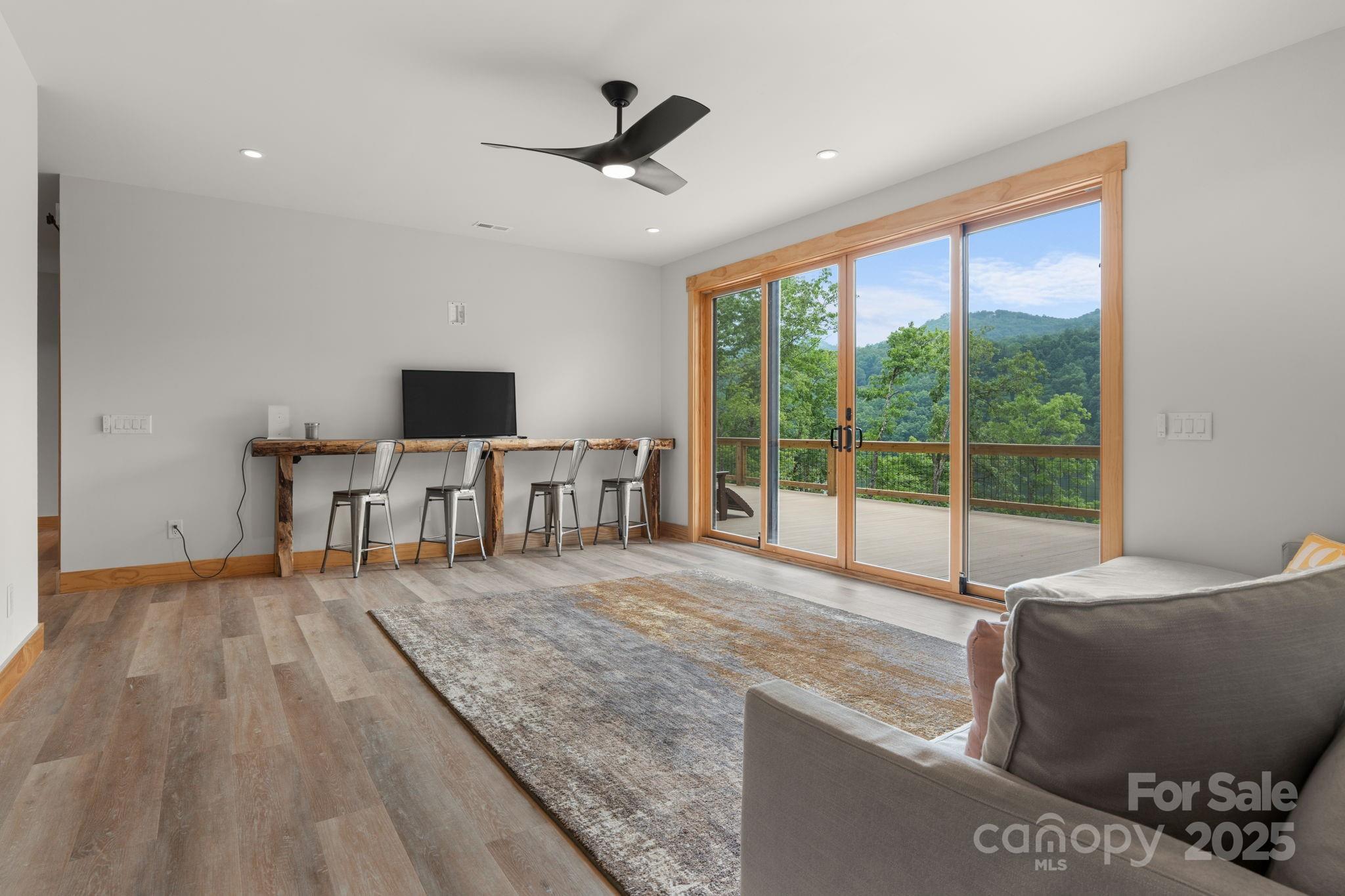 Fontana Lake Estates - Residential