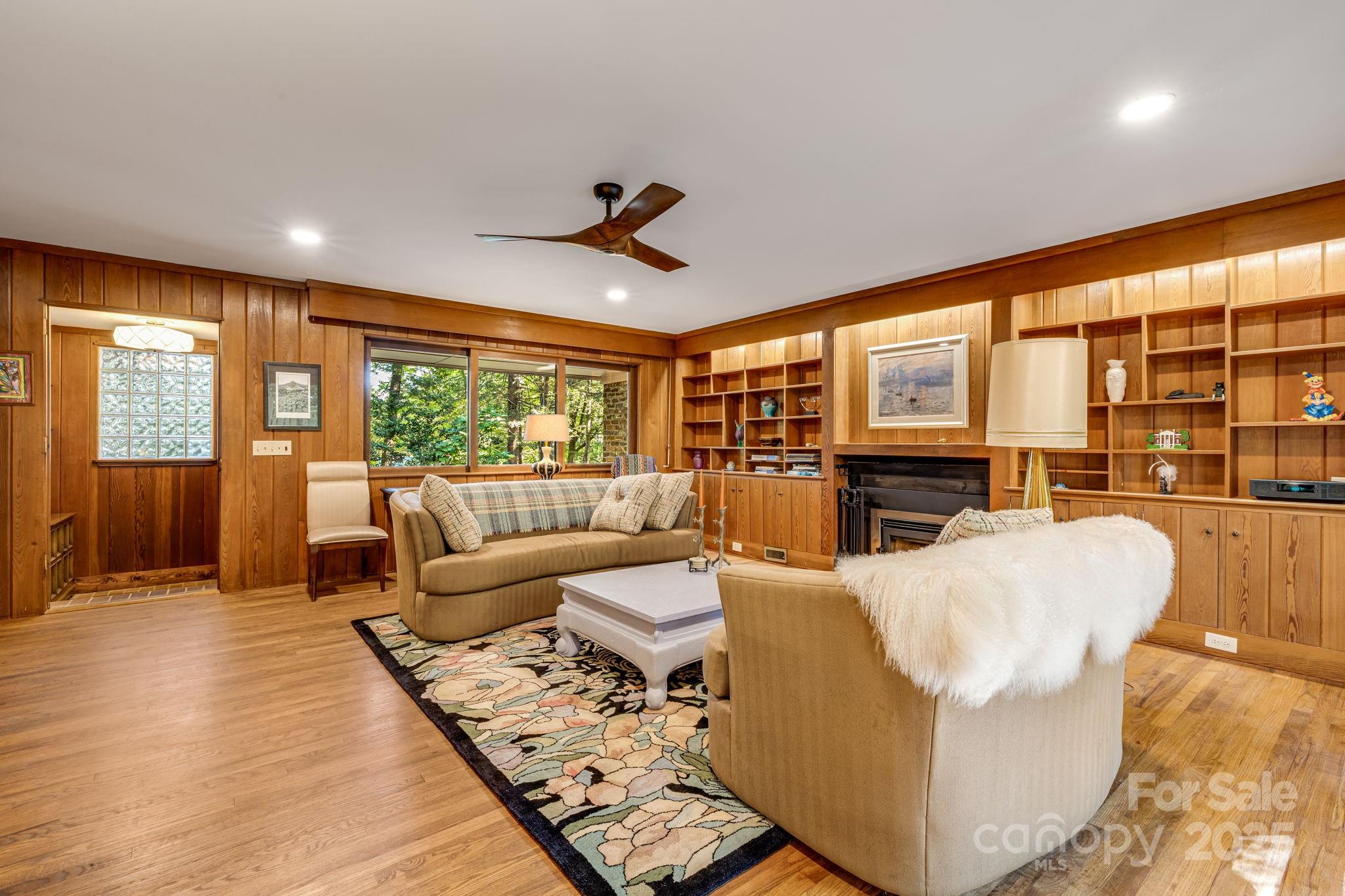 Gillette Woods - Residential