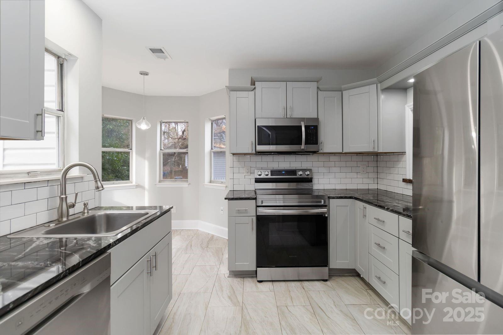 Fox Meadow - Residential